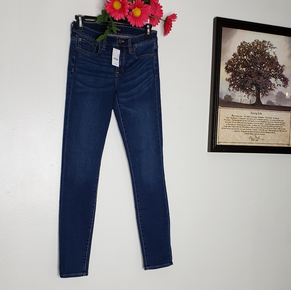 NEW J. Crew Jeans MidRise Skinny Rockaway - Picture 3 of 16